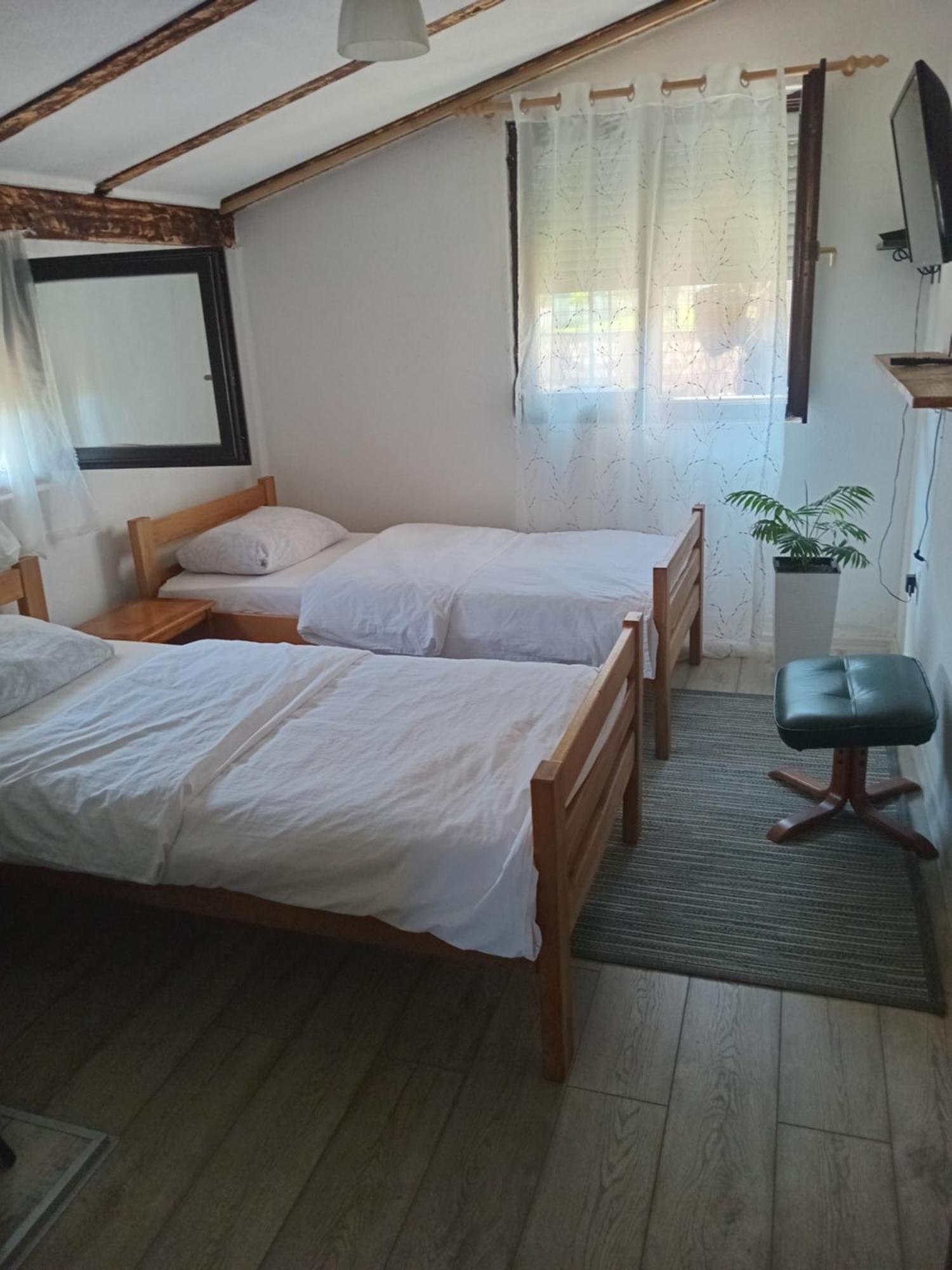 Apartmani Primus Bosanska Gradiska Exterior photo